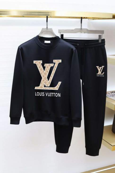 Picture of LV Sweater Suits _SKULVM-5XLkdtn21040991